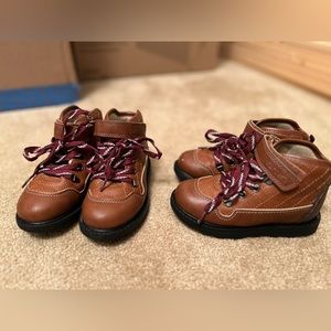 Fashionable boots for toddler boys!